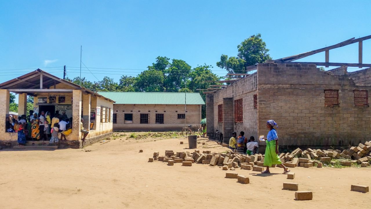 The Chapanaga Health Center in Malawi near the Majete Wildlife Reserve. The health center is one of four in Malawi that will benefit from Americares new partnership with African Parks. Photo by Alexa Gudelsky/Americares. 