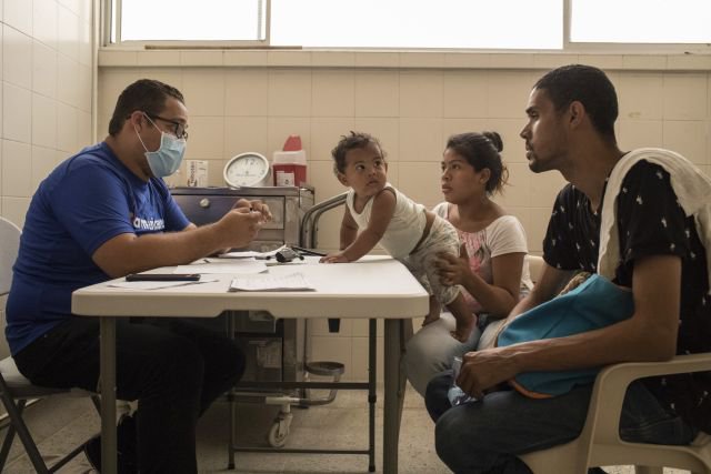 Venezuelan patients at Americares clinic in Colombia