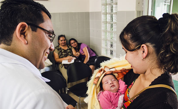 La Clínica Integral de Atención Familiar in Santiago de María provides primary and specialty care services for tens of thousands of patients, including prenatal care.