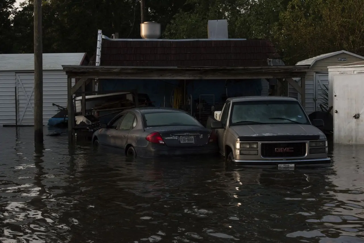 Flood photo of cars underwater