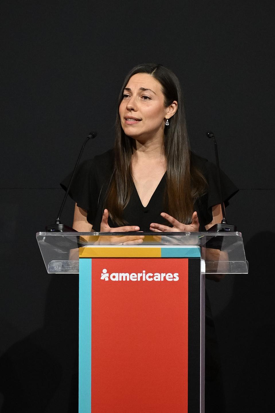 Featured speaker Svitlana Pugach, Tabletochki director of strategic partnerships, at the 2024 Americares Airlift Benefit. Photo by Bryan Bedder/Getty Images for Americares.